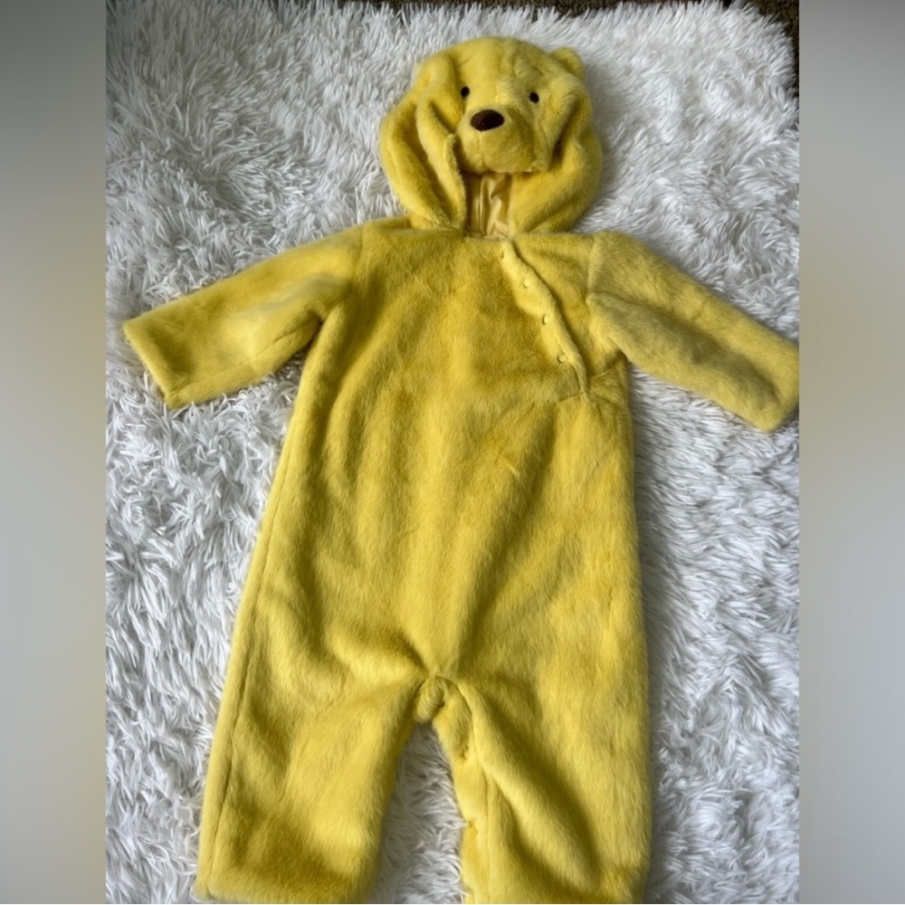 Pottery Barn Kids Winnie the Pooh costume 6-12 months